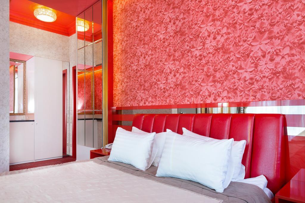 Road Star Hotel Dnipro Dış mekan fotoğraf